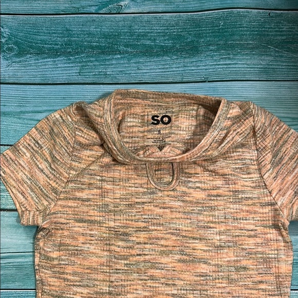SO Women's Short Sleeve Knit Top - Orange and Gray - Picture 2 of 2